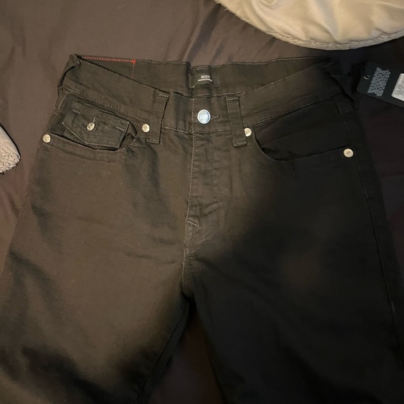 Black true religion brand new with tags 80$ - Picture 3 of 6